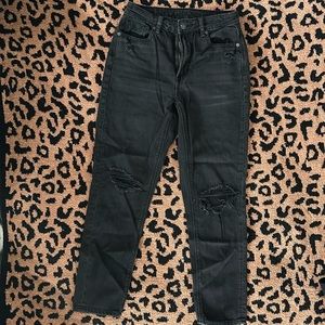 American Eagle Black denim Mom jeans 2R distressed
